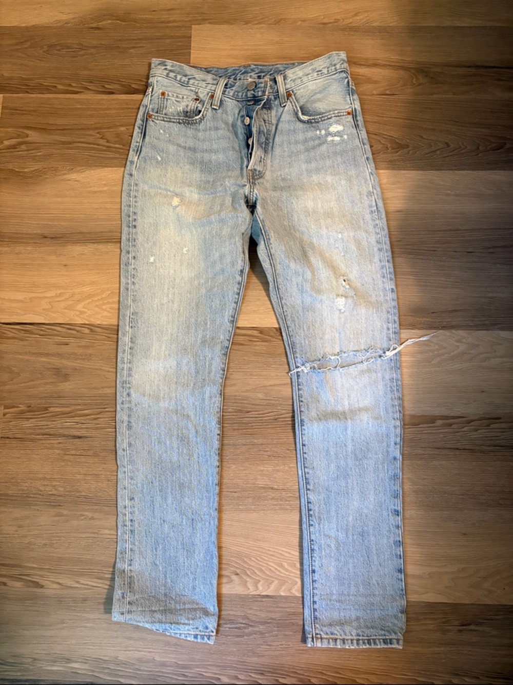 Light Blue Distressed Women’s Jeans - Classic Skinny Fit